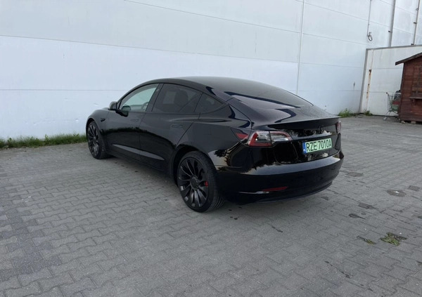 Tesla Model 3 cena 174000 przebieg: 19000, rok produkcji 2022 z Rzeszów małe 92